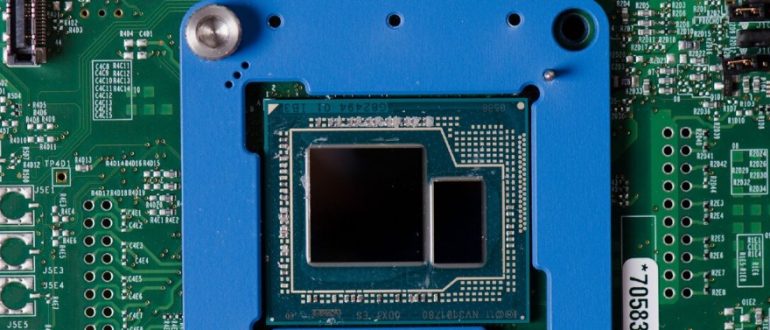 Как называется видеокарта, встроенная в процессор